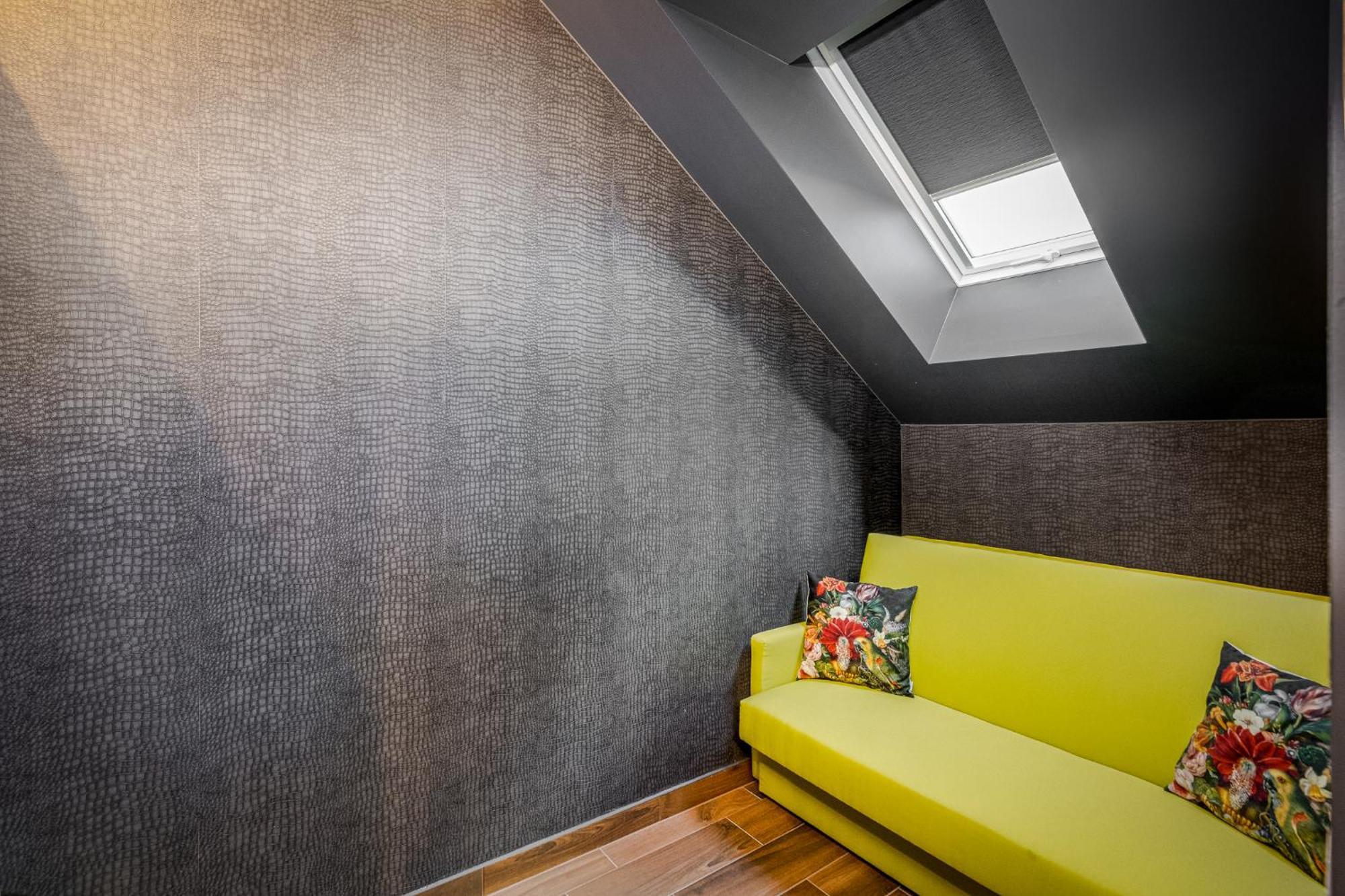 Stacja Galicja Rooms Blisko Energylandia Trzebienczyce Buitenkant foto